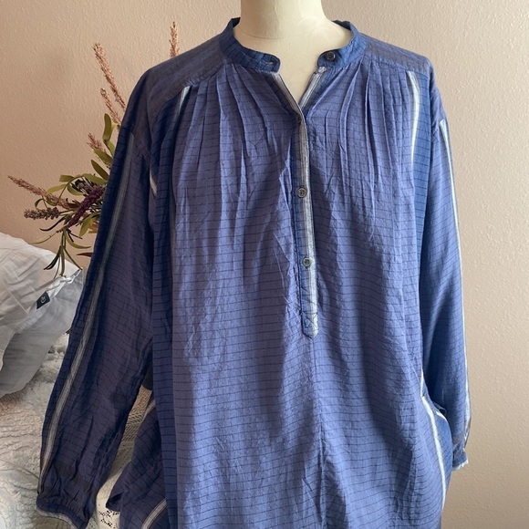 Free People Blouse Women’s Size XS Blue Tunic Blouse pullover top - Picture 11 of 12